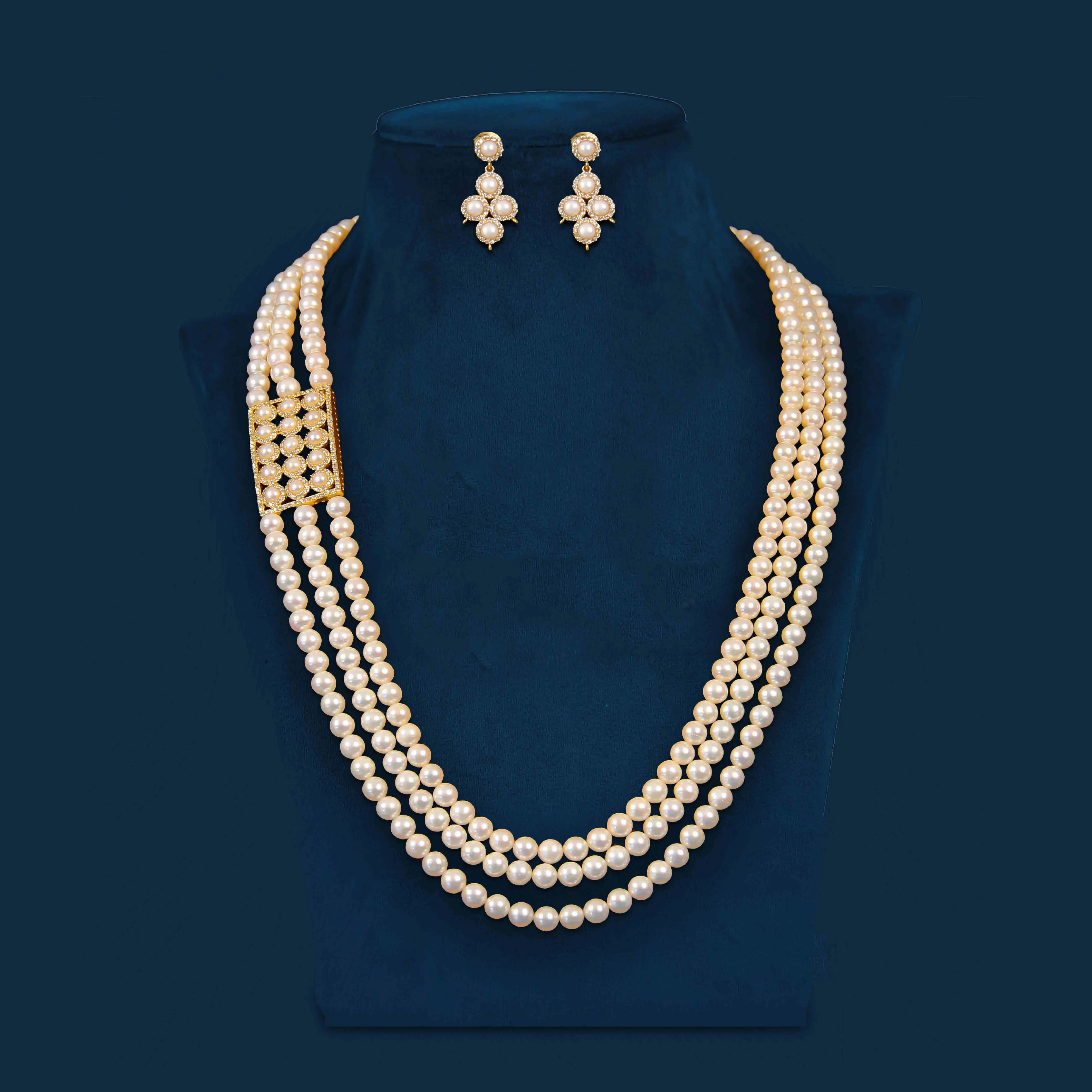 Elegant Pearl Necklace Set